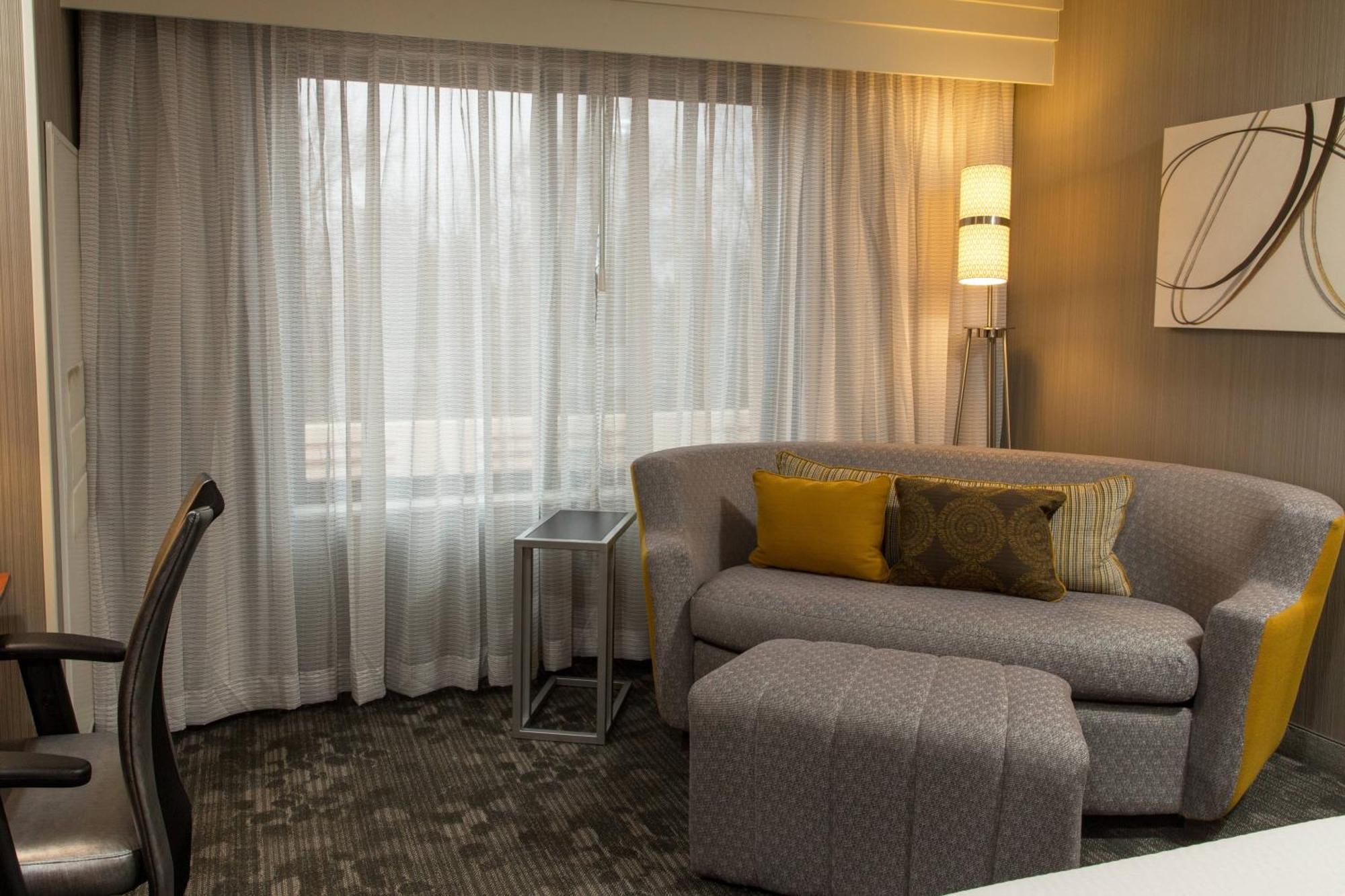 Courtyard By Marriott Lafayette Otel Dış mekan fotoğraf