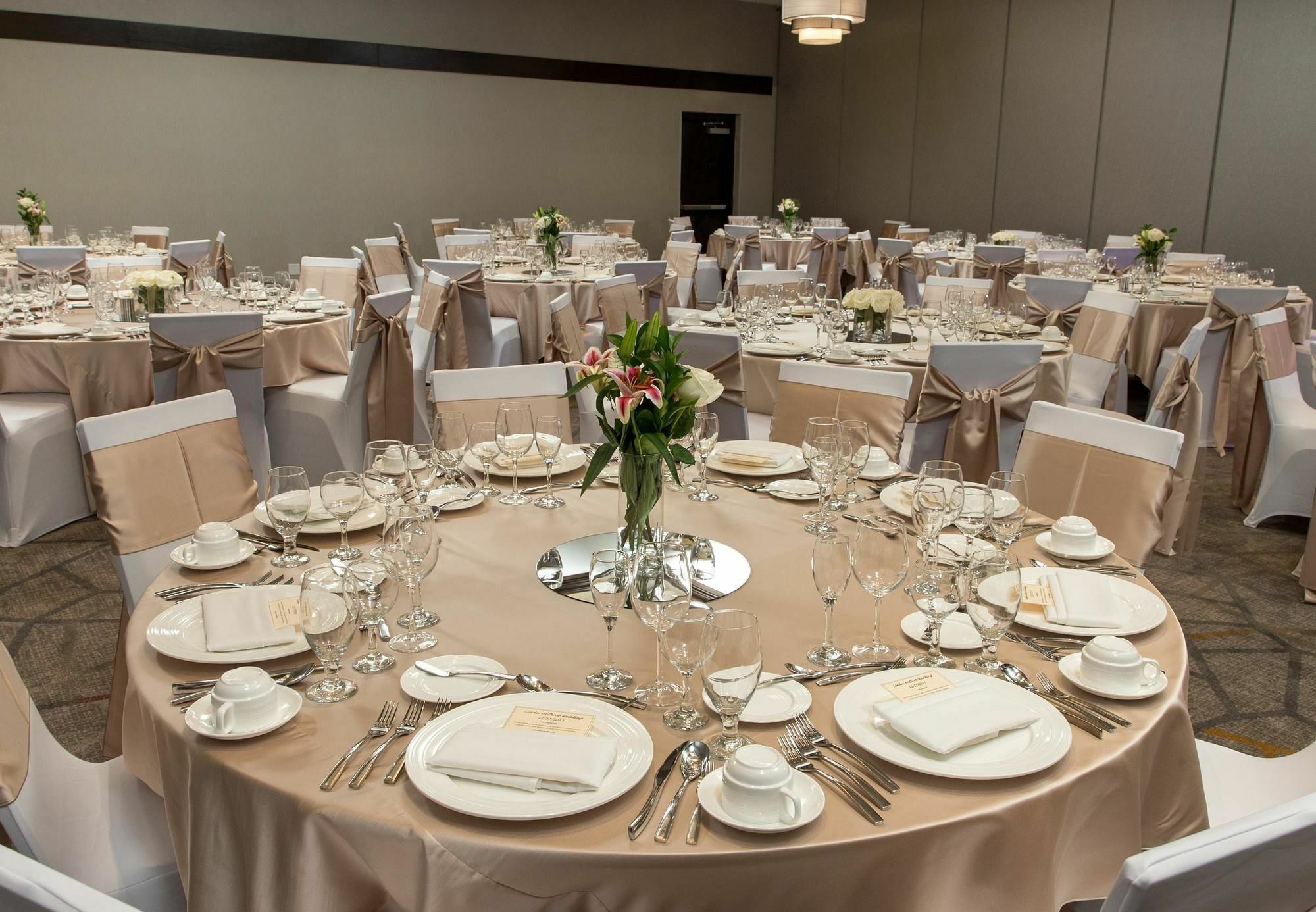 Courtyard By Marriott Lafayette Otel Dış mekan fotoğraf